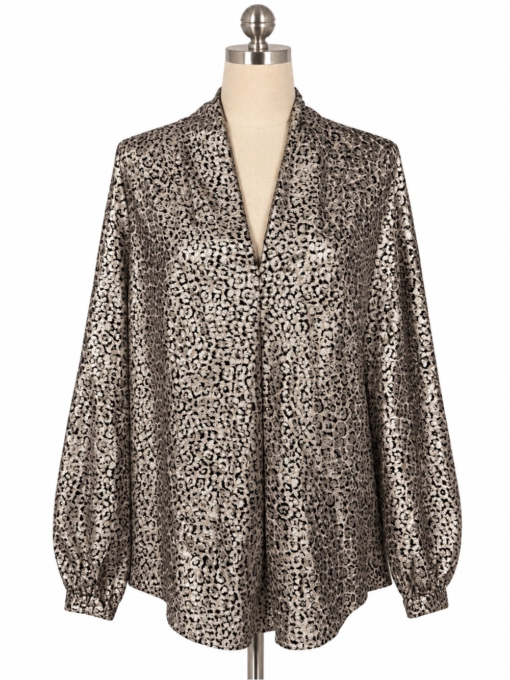 NWT Michael Michael Kors silver metallic animal print blouse / top. V-neck 2X